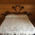 Gerdan Verkhovina بيت خشبي